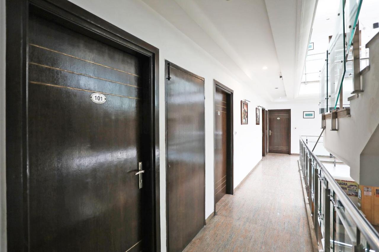 Hotel City Height - Delhi Ncr Id Not Accepted New Delhi Extérieur photo